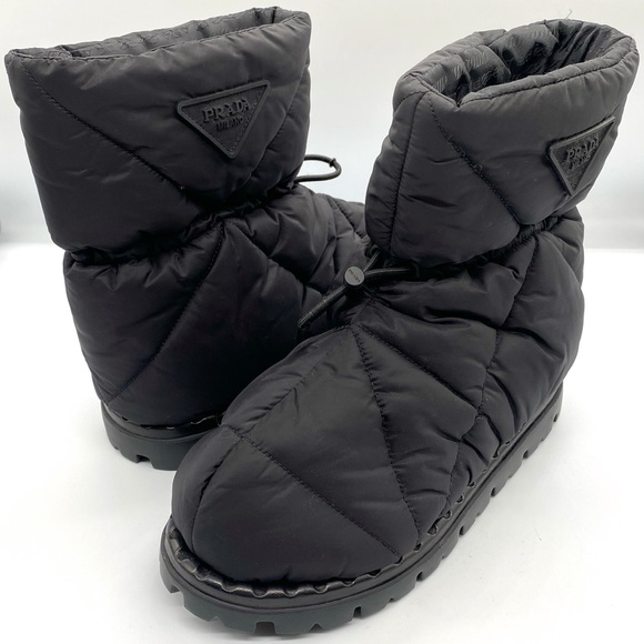 PRADA Re-Nylon Piuma Triangle Logo Snow Blow Quilted 20mm Snow Booties - Picture 1 of 11